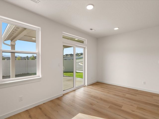 18160 E Barclay Ct, Spokane Valley, WA 99016