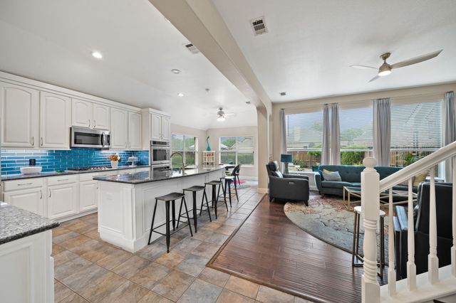 9420 Stonewood Drive, Mckinney, TX 75072