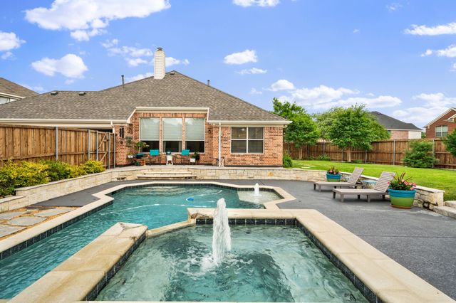 9420 Stonewood Drive, Mckinney, TX 75072