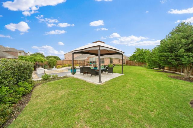 9420 Stonewood Drive, Mckinney, TX 75072