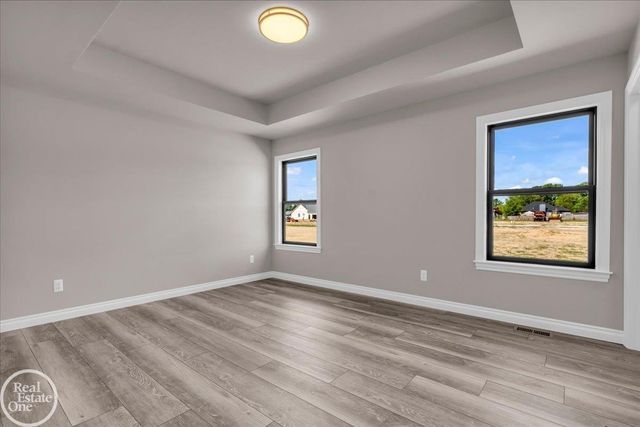 231 S Carney Drive, St Clair, MI 48079