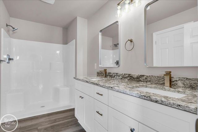 231 S Carney Drive, St Clair, MI 48079