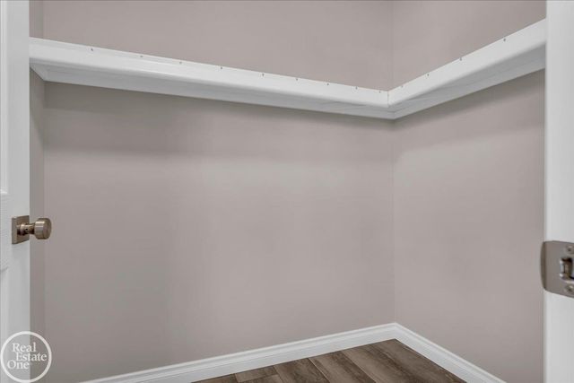 231 S Carney Drive, St Clair, MI 48079