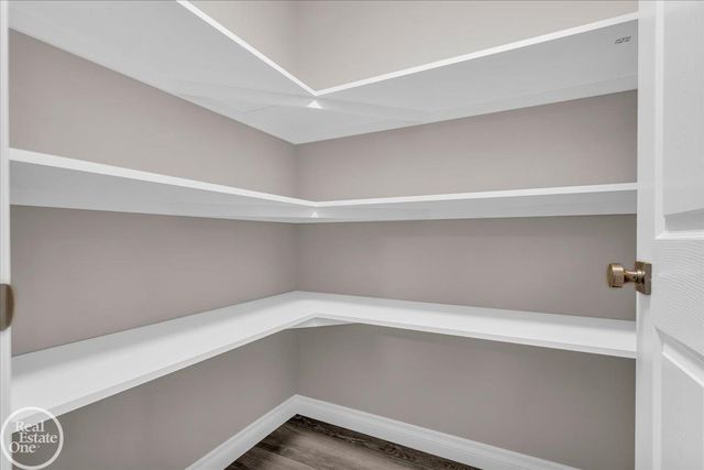 231 S Carney Drive, St Clair, MI 48079