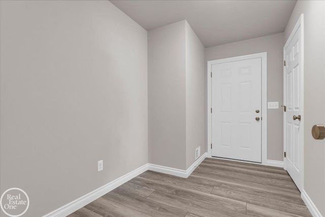 231 S Carney Drive, St Clair, MI 48079