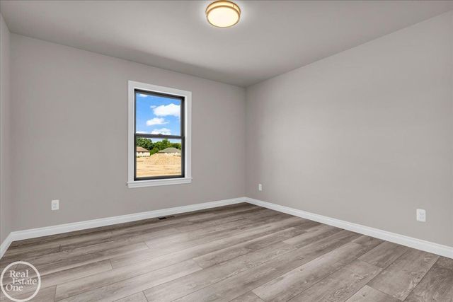 231 S Carney Drive, St Clair, MI 48079