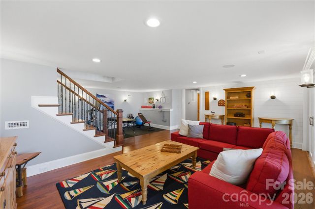 17812 Wilbanks Drive, Charlotte, NC 28278