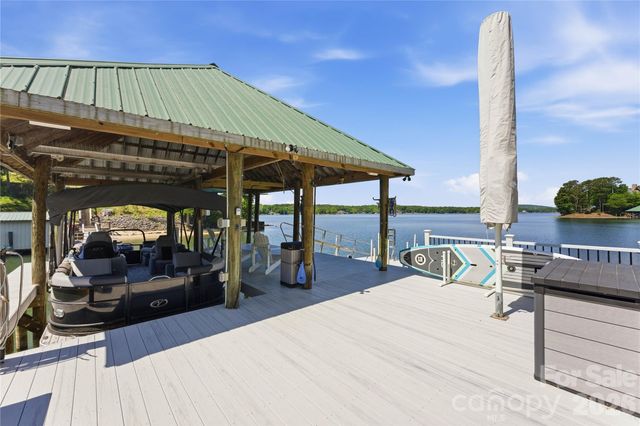 17812 Wilbanks Drive, Charlotte, NC 28278