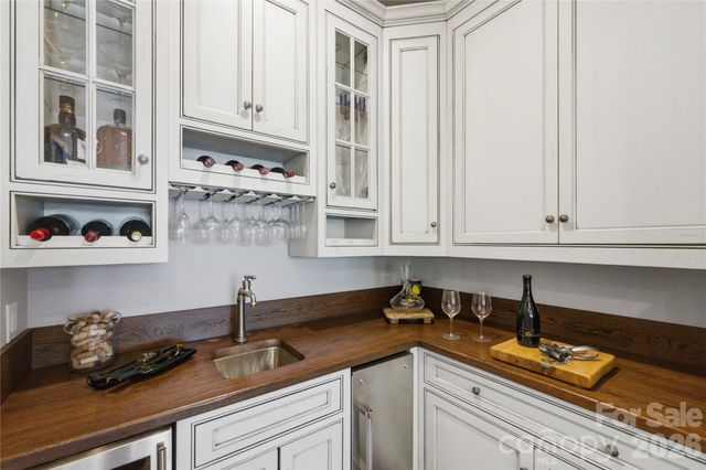 17812 Wilbanks Drive, Charlotte, NC 28278