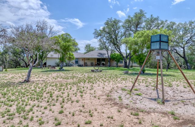270 Robinson, Concan, TX 78838