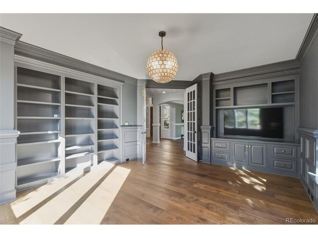 4170 E Linden Ln, Greenwood Village, CO 80121