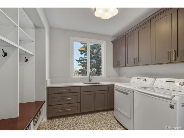 4170 E Linden Ln, Greenwood Village, CO 80121