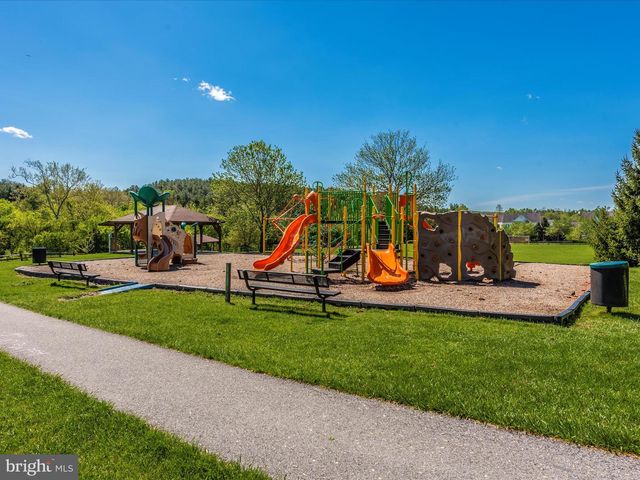 6108 FIELDCREST DR, Frederick, MD 21701
