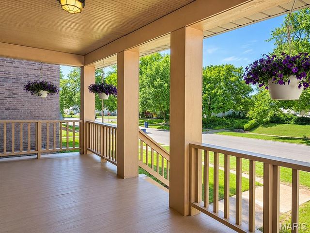 7078 Lindenwood Place, St Louis, MO 63109