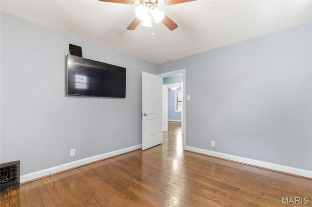 7078 Lindenwood Place, St Louis, MO 63109