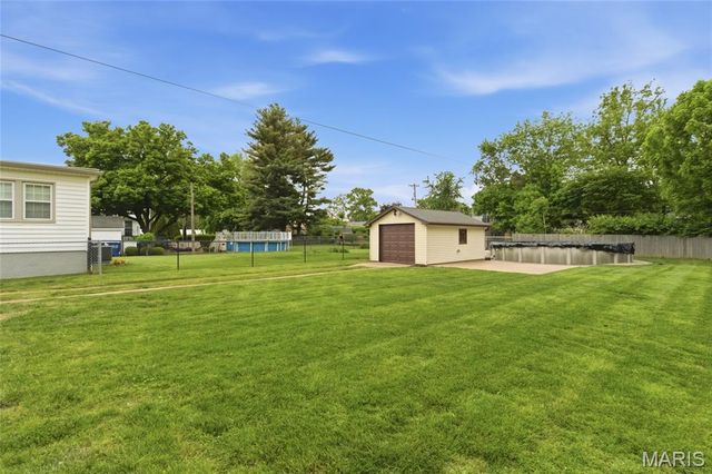 7078 Lindenwood Place, St Louis, MO 63109