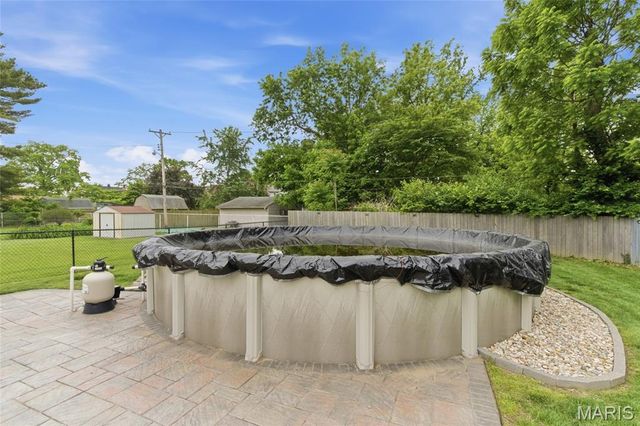 7078 Lindenwood Place, St Louis, MO 63109