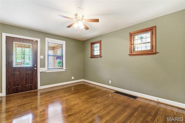 7078 Lindenwood Place, St Louis, MO 63109