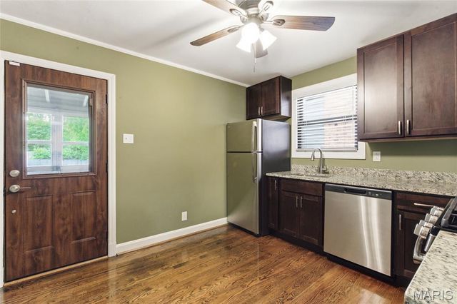 7078 Lindenwood Place, St Louis, MO 63109