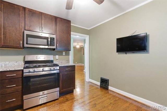 7078 Lindenwood Place, St Louis, MO 63109