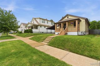 7078 Lindenwood Place, St Louis, MO 63109