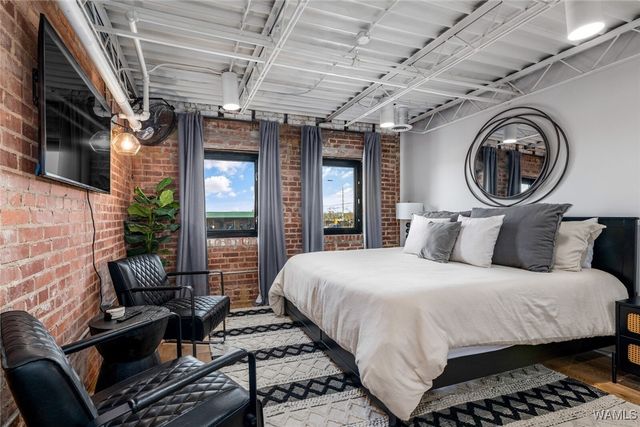 2304 University 202, Tuscaloosa, AL 35401