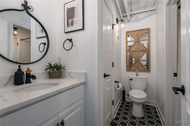 2304 University 202, Tuscaloosa, AL 35401