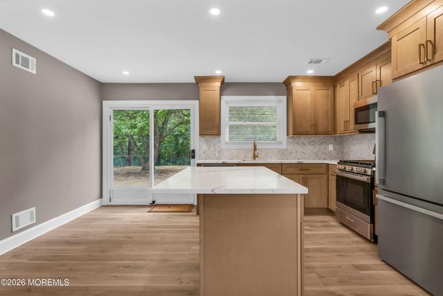 23 Georgetown Boulevard, Barnegat, NJ 08005