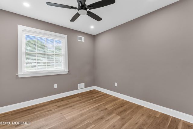 23 Georgetown Boulevard, Barnegat, NJ 08005