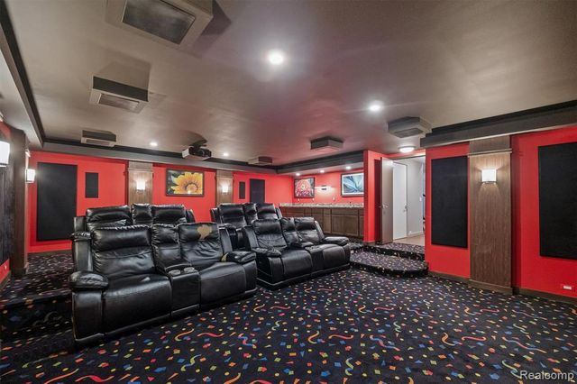 2657 Turtle Shores Drive, Bloomfield Hills, MI 48302