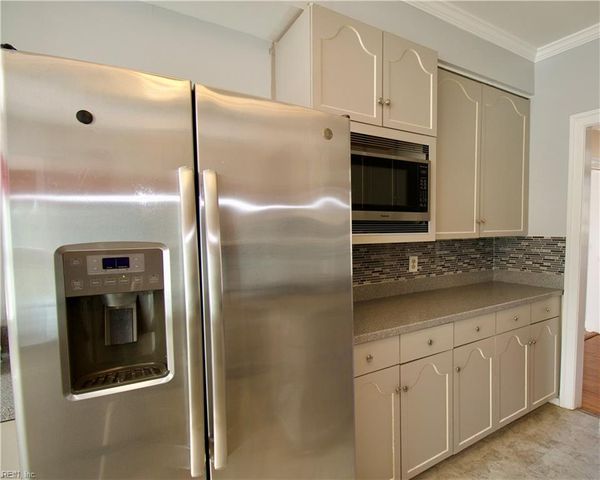 2208 Millwheel CT, Virginia Beach, VA 23456