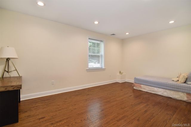 23 Barnaby Lane, Hartsdale, NY 10530