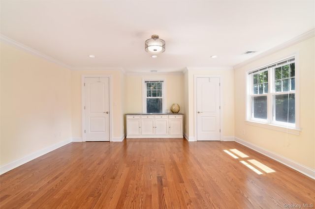 23 Barnaby Lane, Hartsdale, NY 10530