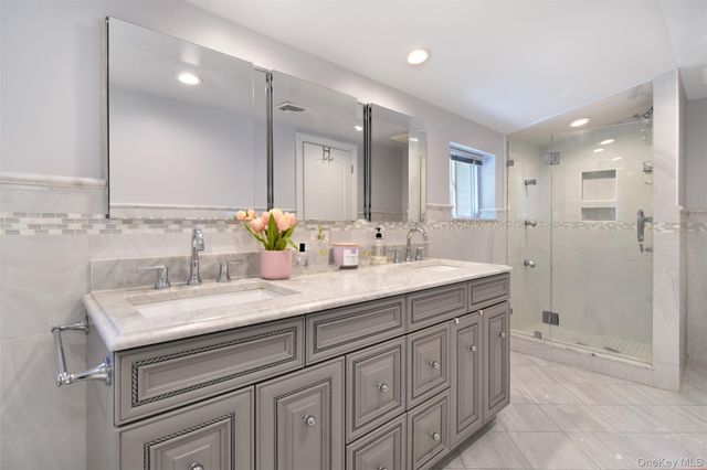 23 Barnaby Lane, Hartsdale, NY 10530