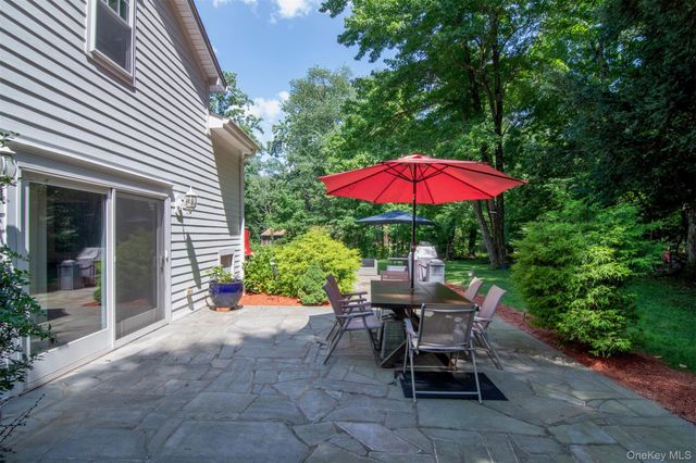 23 Barnaby Lane, Hartsdale, NY 10530