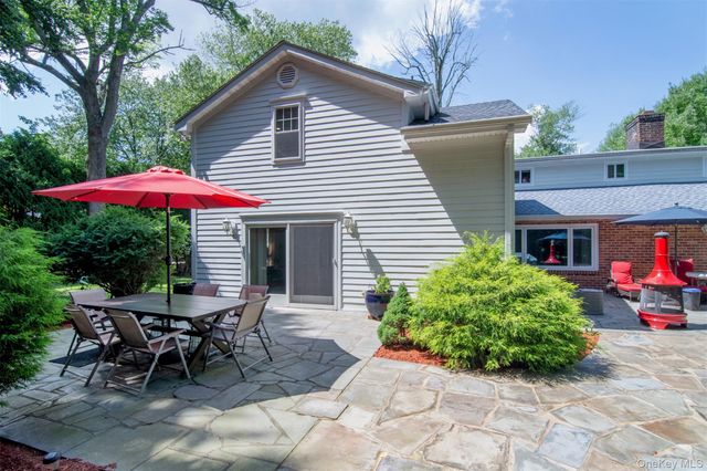 23 Barnaby Lane, Hartsdale, NY 10530