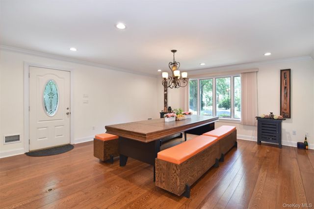 23 Barnaby Lane, Hartsdale, NY 10530