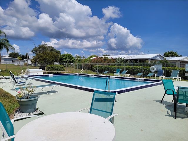 9750 61st Terrace, Sebastian, FL 32958