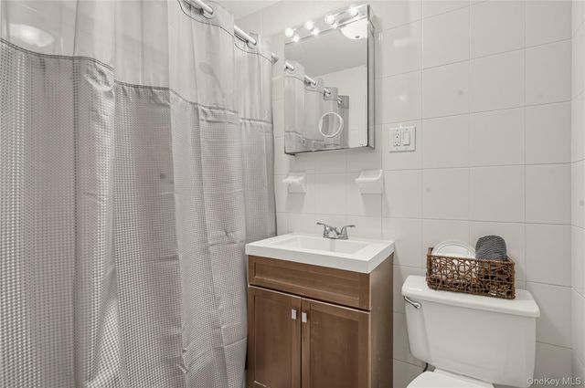 7601 14th Avenue 3B, Brooklyn, NY 11228