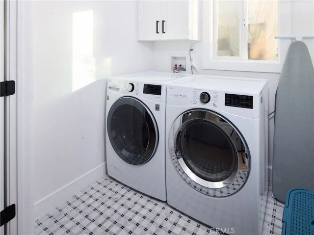 7413 Naylor, Los Angeles, CA 90045