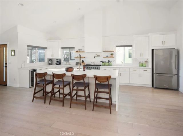 7413 Naylor, Los Angeles, CA 90045