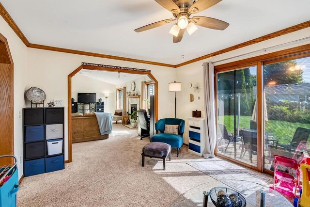 1357 Overlook Pass, Sun Prairie, WI 53590