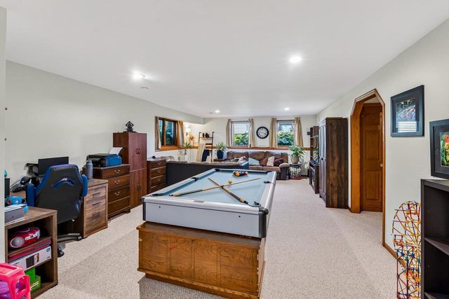1357 Overlook Pass, Sun Prairie, WI 53590