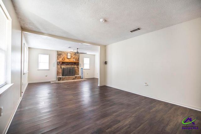 111 Briarwood Drive, Warner Robins, GA 31093