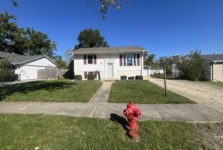 4210 Greenbrier Lane, Richton Park, IL 60471