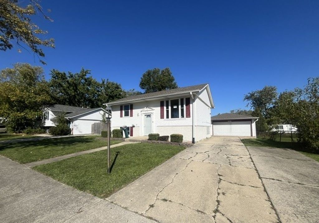 4210 Greenbrier Lane, Richton Park, IL 60471 — photo 2