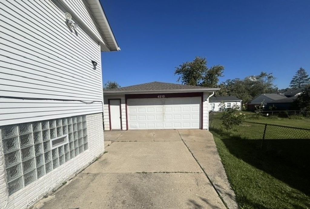 4210 Greenbrier Lane, Richton Park, IL 60471 — photo 4