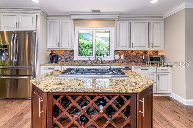 15 Clearwater Ln, Hilton Head Island, SC 29926