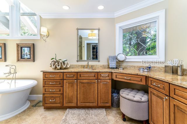 15 Clearwater Ln, Hilton Head Island, SC 29926