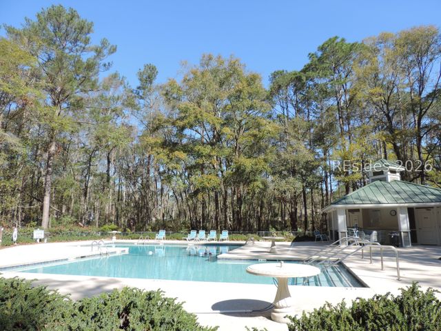 15 Clearwater Ln, Hilton Head Island, SC 29926